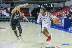 UNIVERSITY PARK, TX - JANUARY 03: Southern Methodist Mustangs guard Ariana Whitfield (2) drives to the basket during the women's game between SMU and UCF on January 3, 2018 at Moody Coliseum in Dallas, TX. (Photo by George Walker/Icon Sportswire)