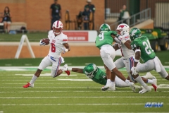DENTON, TX - SEPTEMBER 01: Southern Methodist Mustangs running back Braeden West (6) runs around the edge during the game between North Texas and SMU on September 1, 2018 at Apogee Stadium in Denton, TX. (Photo by George Walker/Icon Sportswire)