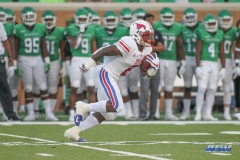 DENTON, TX - SEPTEMBER 01: Southern Methodist Mustangs running back Ke'Mon Freeman (2) returns a kick during the game between North Texas and SMU on September 1, 2018 at Apogee Stadium in Denton, TX. (Photo by George Walker/Icon Sportswire)
