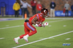 DALLAS, TX - OCTOBER 27: Southern Methodist Mustangs running back Braeden West (6) returns a kick during the game between SMU and Tulsa on October 27, 2017, at Gerald J. Ford Stadium in Dallas, TX. (Photo by George Walker/Icon Sportswire)