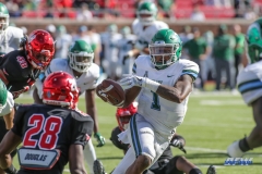 DALLAS, TX - NOVEMBER 25: Tulane Green Wave quarterback Jonathan Banks (1) runs around the corner during the game between Tulane and SMU on November 25, 2017 at Gerald J. Ford Stadium in Dallas, TX. (Photo by George Walker/Icon Sportswire)