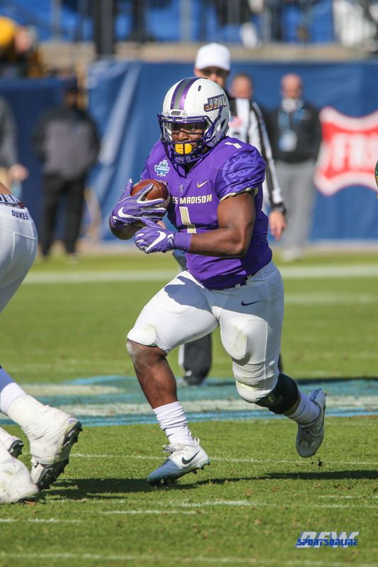 FRISCO, TX - JANUARY 6: James Madison Dukes running back Trai Sharp (1) rushes during the NCAA FCS Championship football game between North Dakota State and James Madison on January 6, 2018 at Toyota Stadium in Frisco, TX. (Photo by George Walker/DFWsportsonline)