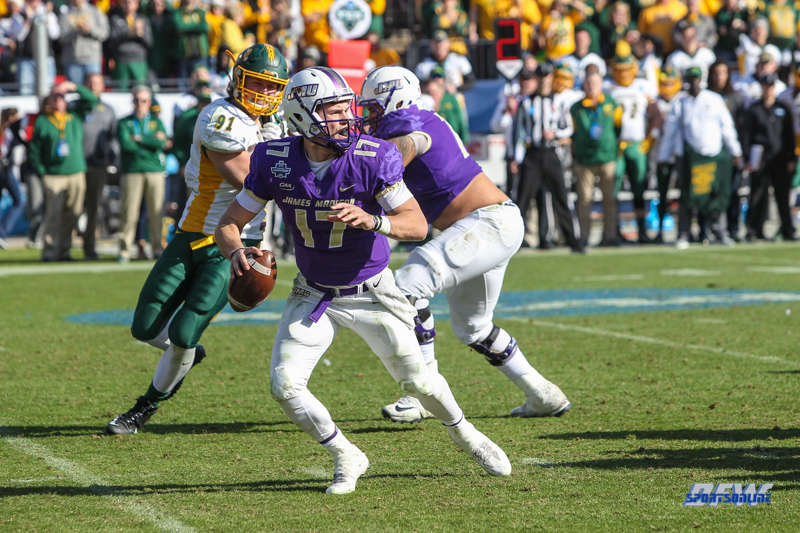 FRISCO, TX - JANUARY 06: James Madison Dukes quarterback Bryan Schor (17) scrambles during the FCS National Championship game between North Dakota State and James Madison on January 6, 2018 at Toyota Stadium in Frisco, TX. (Photo by George Walker/Icon Sportswire)