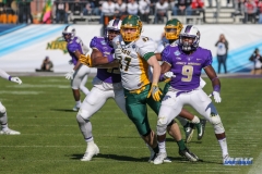 FRISCO, TX - JANUARY 6: North Dakota State Bison tight end Connor Wentz (87) fights through pass coverage during the NCAA FCS Championship football game between North Dakota State and James Madison on January 6, 2018 at Toyota Stadium in Frisco, TX. (Photo by George Walker/DFWsportsonline)