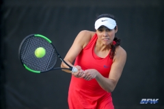 DALLAS, TX - FEBRUARY 09: Ana Perez-Lopez hits a backhand during the SMU women's tennis match vs UCF on February 9, 2018, at the SMU Tennis Complex, Turpin Stadium & Brookshire Family Pavilion in Dallas, TX. (Photo by George Walker/DFWsportsonline)