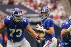 HOUSTON, TX - SEPTEMBER 23: New York Giants quarterback Eli Manning (10) passes during the game between the Houston Texans and New York Giants on September 23, 2018, at NRG Stadium in Houston, TX. (Photo by George Walker/DFWsportsonline)