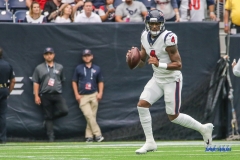 HOUSTON, TX - SEPTEMBER 23: Houston Texans quarterback Deshaun Watson (4) passes during the game between the Houston Texans and New York Giants on September 23, 2018, at NRG Stadium in Houston, TX. (Photo by George Walker/DFWsportsonline)