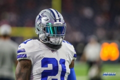 HOUSTON, TX - OCTOBER 7: Dallas Cowboys running back Ezekiel Elliott (21) during the game between the Houston Texans and Dallas Cowboys on October 7, 2018, at NRG Stadium in Houston, TX. (Photo by George Walker/DFWsportsonline)