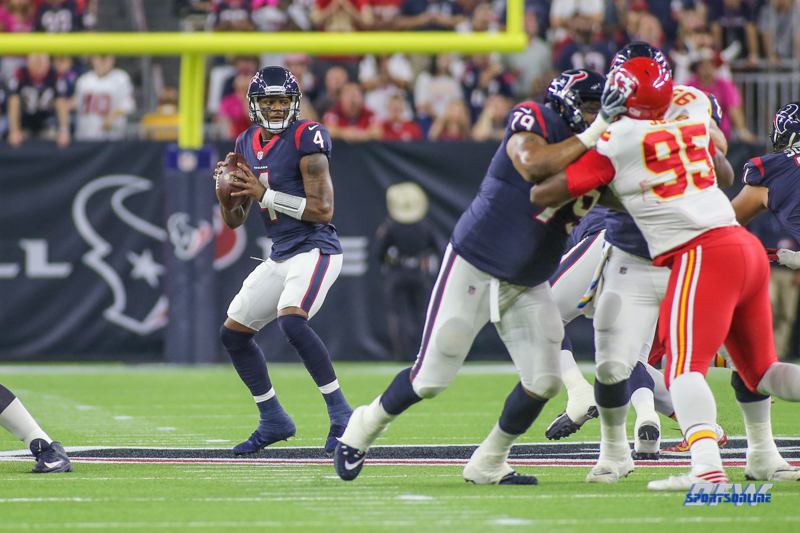 HOUSTON, TX - OCTOBER 08: Houston Texans quarterback Deshaun Watson (4) drops back to pass during the game between the Houston Texans and Kansas City Chiefs on October 8, 2017, at NRG Stadium in Houston, TX. (Photo by George Walker/DFWsportsonline)