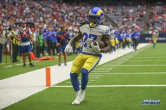HOUSTON, TX - OCTOBER 31: Los Angeles Rams running back Darrell Henderson (27) during the game between the Houston Texans and Los Angeles Rams on October 31, 2021 at NRG Stadium in Houston, TX. (Photo by George Walker/DFWsportsonline)