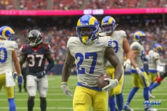 HOUSTON, TX - OCTOBER 31: Los Angeles Rams running back Darrell Henderson (27) during the game between the Houston Texans and Los Angeles Rams on October 31, 2021 at NRG Stadium in Houston, TX. (Photo by George Walker/DFWsportsonline)