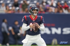 HOUSTON, TX - OCTOBER 31: Houston Texans quarterback Davis Mills (10) during the game between the Houston Texans and Los Angeles Rams on October 31, 2021 at NRG Stadium in Houston, TX. (Photo by George Walker/DFWsportsonline)