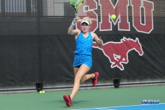 DALLAS, TX - NOVEMBER 04: Nicole Petchey during the SMU women's tennis Red and Blue Challenge on November 4, 2017, at the SMU Tennis Complex, Turpin Stadium & Brookshire Family Pavilion in Dallas, TX. (Photo by George Walker/DFWsportsonline)