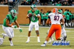 Denton, TX - November 11: North Texas Mean Green quarterback Mason Fine (6) with tight end Kelvin Smith (87) during the game between the North Texas Mean Green and UTEP Miners (Photo by Mark Woods/DFWsportsonline)