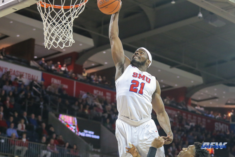 UNIVERSITY PARK, TX - DECEMBER 18: Southern Methodist Mustangs guard Ben Emelogu II (21) dunks during the game between SMU and Boise State on December 18, 2017, at Moody Coliseum in Dallas, TX. (Photo by George Walker/DFWsportsonline)