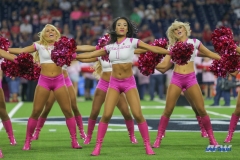 HOUSTON, TX - OCTOBER 08: Houston Texans cheerleaders during the game between the Houston Texans and Kansas City Chiefs on October 8, 2017, at NRG Stadium in Houston, TX. (Photo by George Walker/DFWsportsonline)