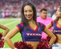 HOUSTON, TX - OCTOBER 08: Houston Texans cheerleader during the game between the Houston Texans and Kansas City Chiefs on October 8, 2017, at NRG Stadium in Houston, TX. (Photo by George Walker/DFWsportsonline)
