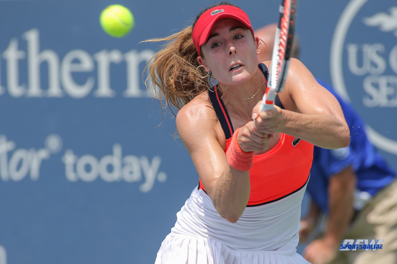 CINCINNATI, OH - AUGUST 15: Alize' Cornet (FRA) hits a backhand during the Western & Southern Open at the Lindner Family Tennis Center in Mason, Ohio on August 15, 2017. (Photo by George Walker/Icon Sportswire)