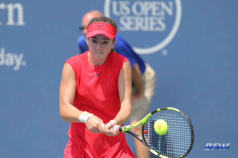 CINCINNATI, OH - AUGUST 15: CiCi Bellis (USA) hits a backhand during the Western & Southern Open at the Lindner Family Tennis Center in Mason, Ohio on August 15, 2017. (Photo by George Walker/Icon Sportswire)