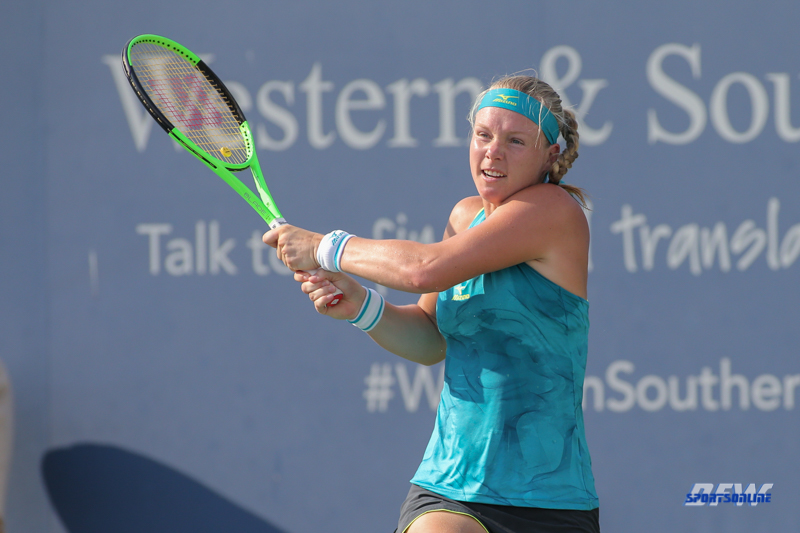 CINCINNATI, OH - AUGUST 15: Kiki Bertens (NED) hits a backhand during the Western & Southern Open at the Lindner Family Tennis Center in Mason, Ohio on August 15, 2017. (Photo by George Walker/Icon Sportswire)