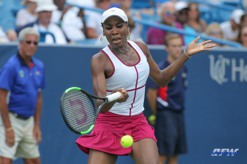 CINCINNATI, OH - AUGUST 16: Venus Williams (USA) hits a forehand during the Western & Southern Open at the Lindner Family Tennis Center in Mason, Ohio on August 16, 2017.(Photo by George Walker/Icon Sportswire)