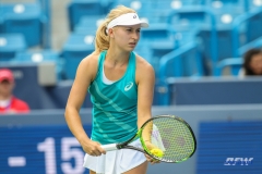 CINCINNATI, OH - AUGUST 14: Daria Gavrilova (AUS) prepares to serve during the Western & Southern Open at the Lindner Family Tennis Center in Mason, Ohio on August 14, 2017. (Photo by George Walker/Icon Sportswire)