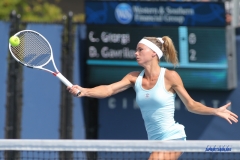 CINCINNATI, OH - AUGUST 16: Camila Giorgi (ITA) hits a forehand during the Western & Southern Open at the Lindner Family Tennis Center in Mason, Ohio on August 16, 2017.(Photo by George Walker/Icon Sportswire)