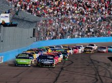 Carl Edwards leads the NASCAR Sprint Cup Series field to the green flag to start the Kobalt Tools 500 at Phoenix International Raceway. Credit: Robert Laberge/Getty Images