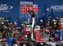 NASCAR_NCWTS_Michigan_81713_Victory_Lane_James_Buescher