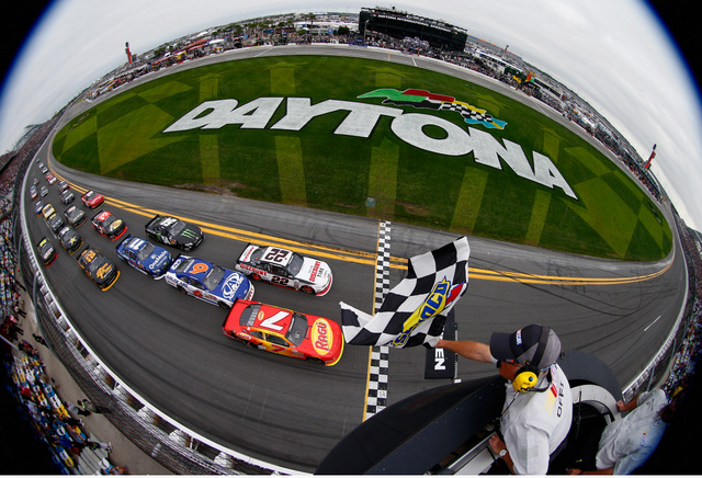 NNS_Daytona_Checkered_Flag_022214