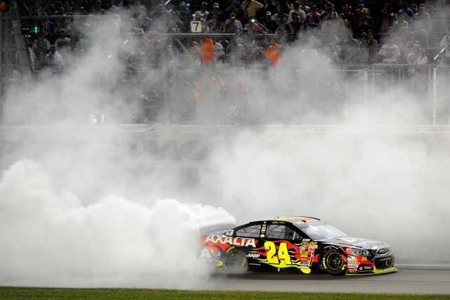 NSCSKansas_Gordon_Burnout_051014 for DFWsportsonline.com